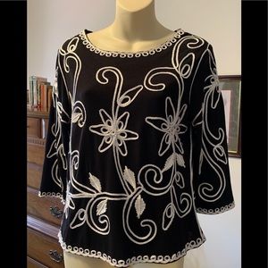 Dress black top embellished w/ white ribbon design